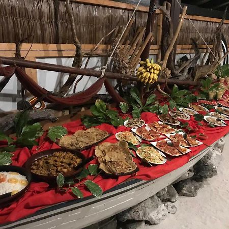 Hudhu Raakani Lodge Maldives Thinadhoo  Екстер'єр фото