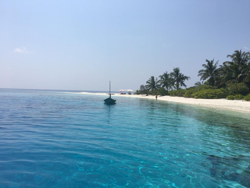 Hudhu Raakani Lodge Maldives Thinadhoo  Екстер'єр фото