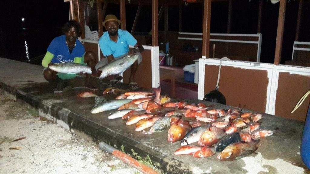 Hudhu Raakani Lodge Maldives Thinadhoo  Екстер'єр фото